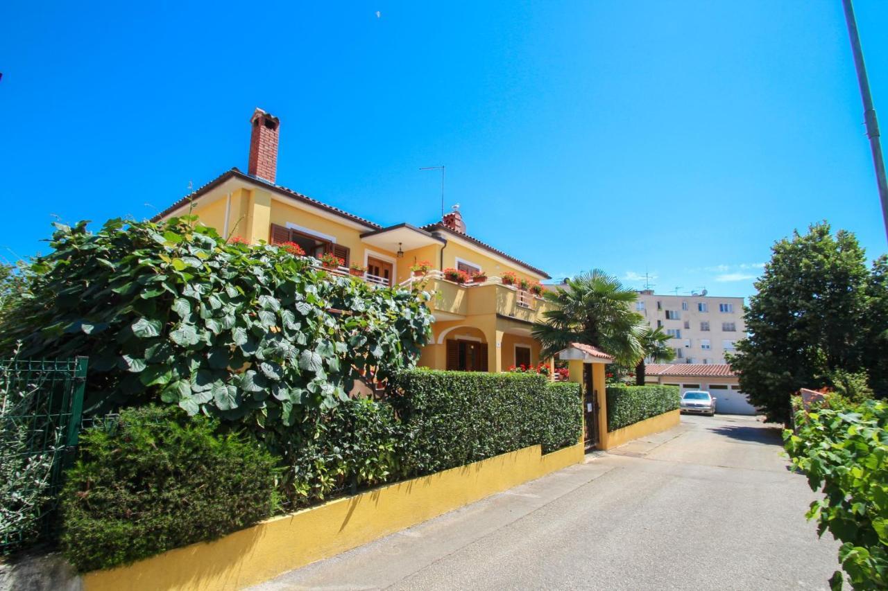 Alenka Orange Apartman Novigrad Istria Kültér fotó